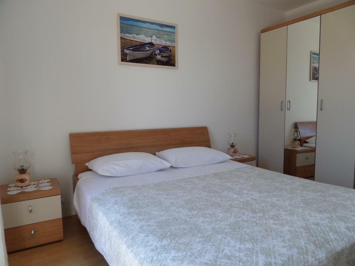 Apartmani Lili Mali Lošinj Екстериор снимка
